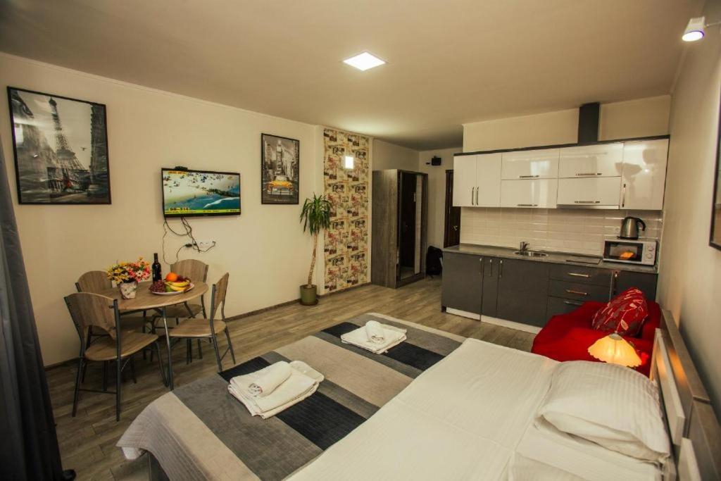 Luxury Apartments Batumi Eksteriør bilde