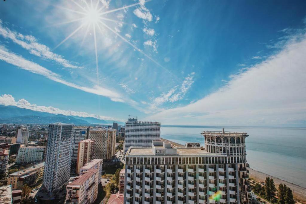 Luxury Apartments Batumi Eksteriør bilde
