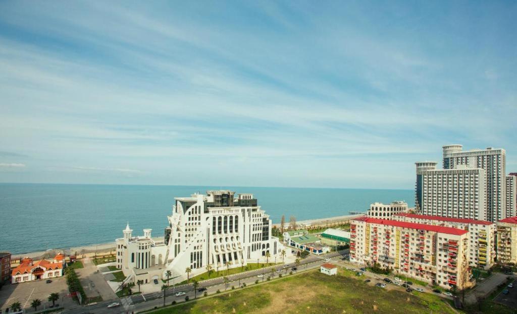 Luxury Apartments Batumi Eksteriør bilde